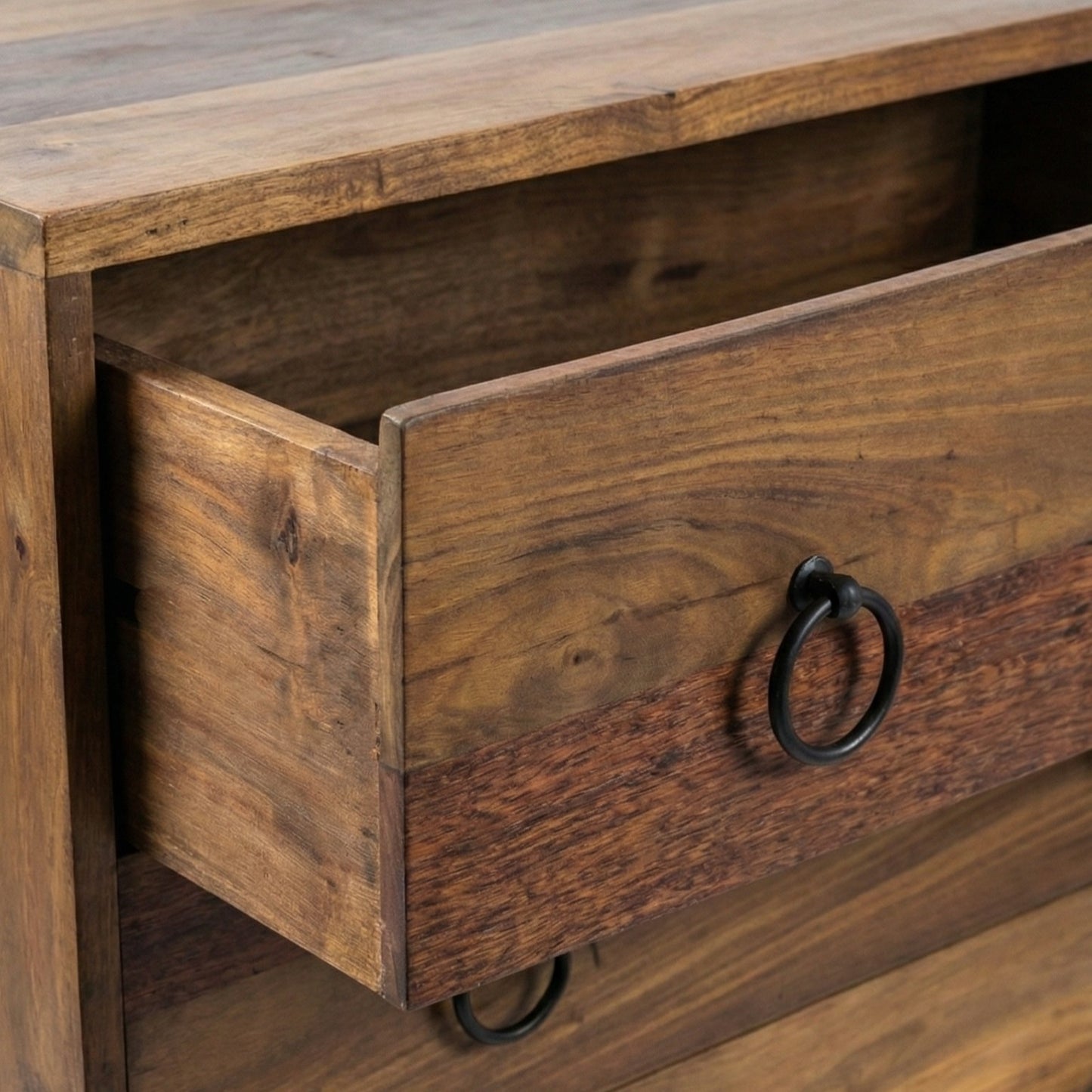 The Highlands Mixed-Tone 4-Drawer Chest - Made to Order (3 - 5 Weeks Lead Time)